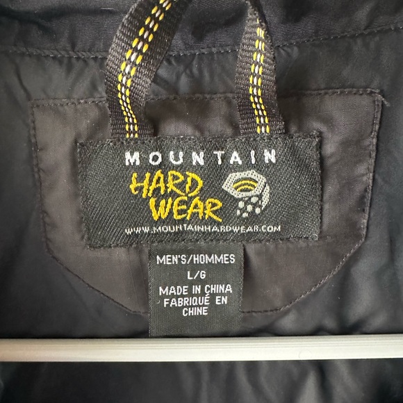 Mountain Hardwear Hunker Down Vest - Picture 3 of 4
